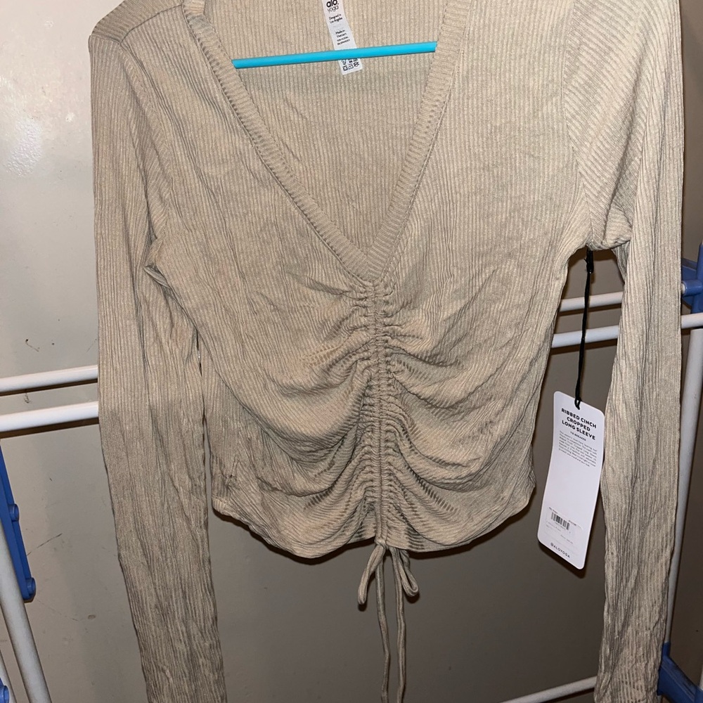 ALO Yoga Tan Ruched Tie Front Blouse